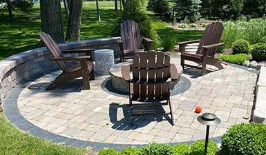 Circular patio fire pit design