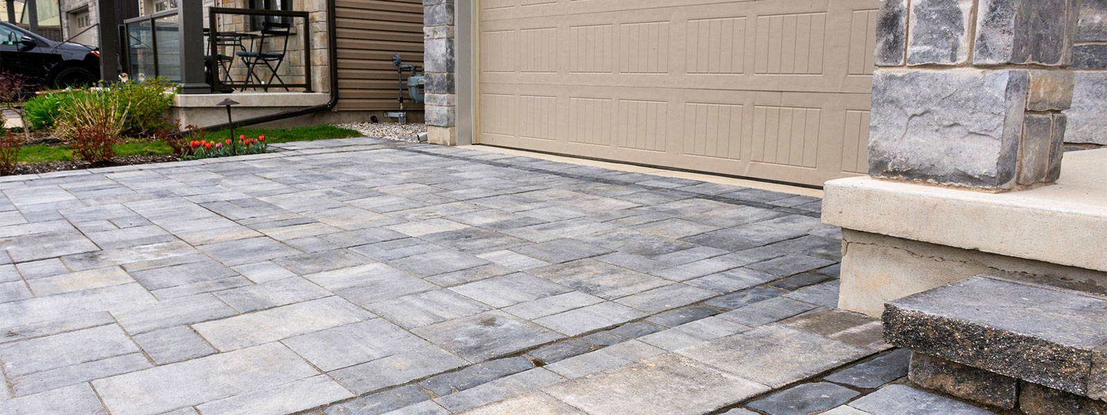 Paver driveway installation